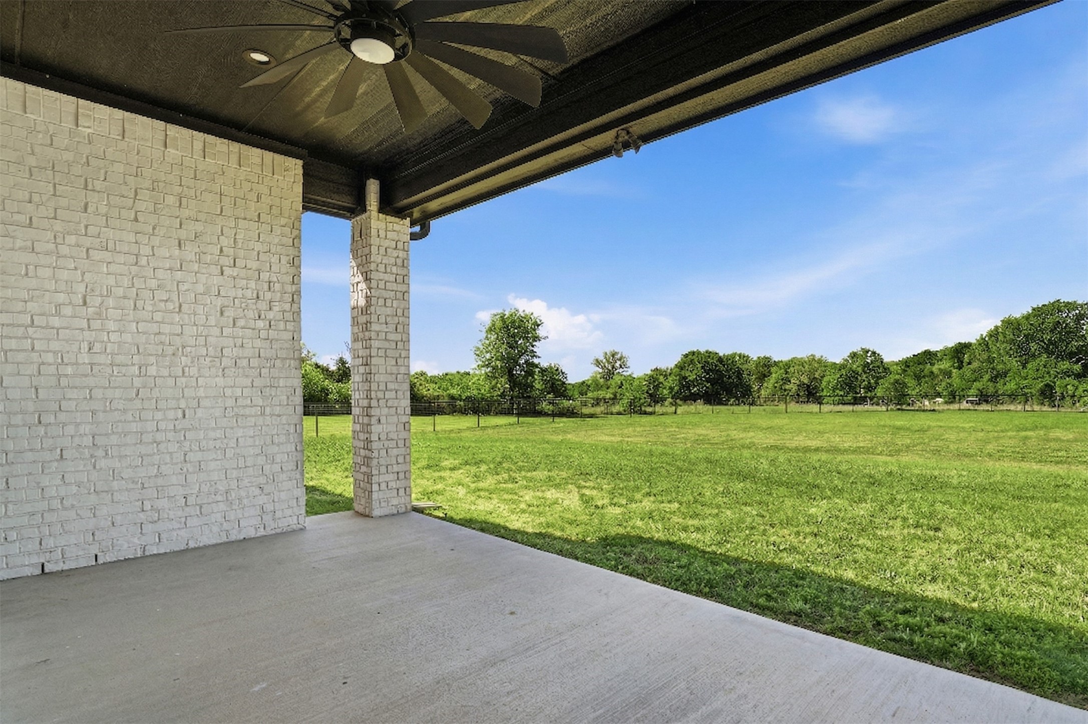 1176 Horizon Trace Drive Azle TX 76020