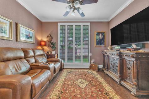 401 Canyon Creek Trail Fort Worth TX 76112