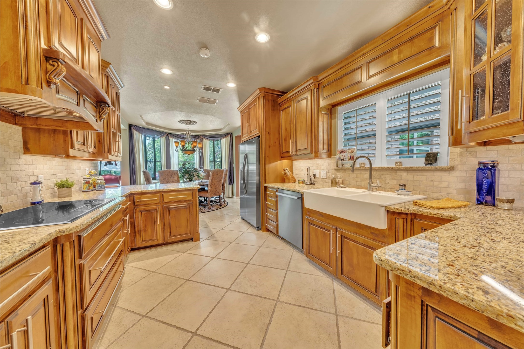 401 Canyon Creek Trail Fort Worth TX 76112