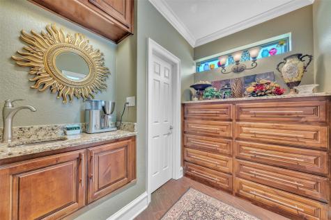 401 Canyon Creek Trail Fort Worth TX 76112