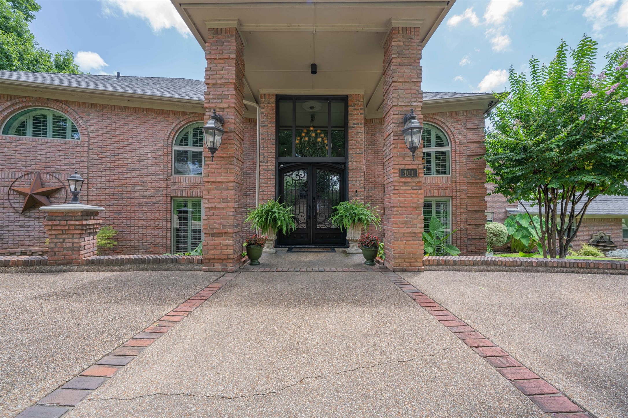 401 Canyon Creek Trail Fort Worth TX 76112