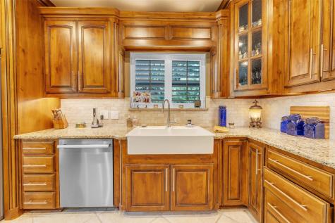 401 Canyon Creek Trail Fort Worth TX 76112