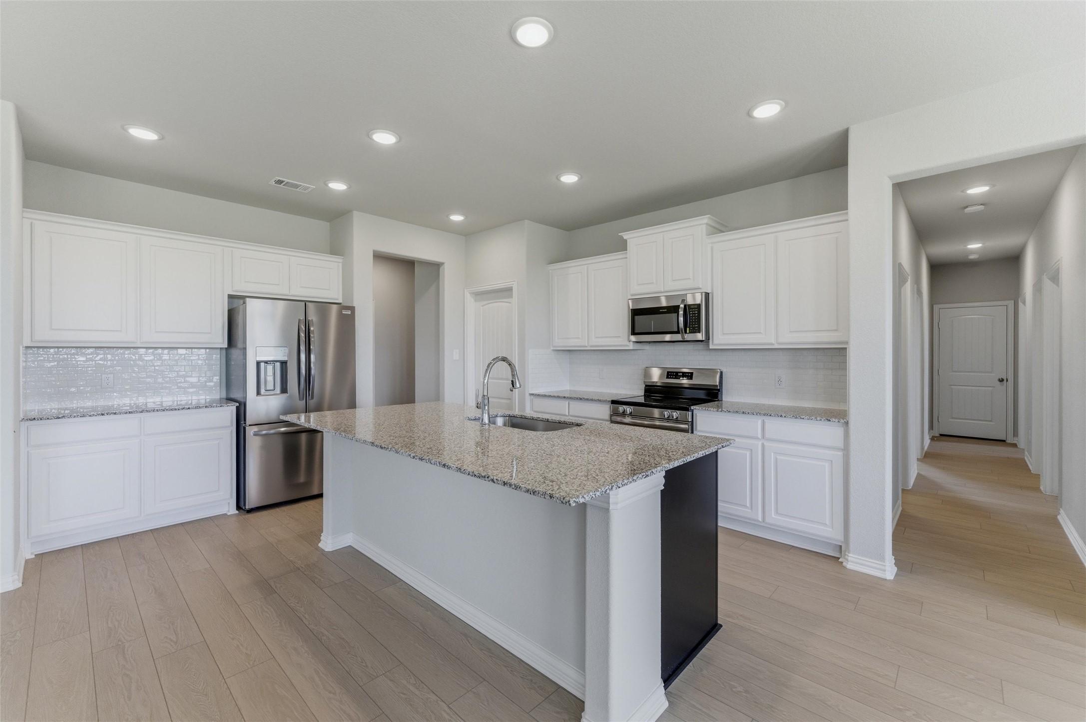 2472 Blackjack Oak Road Oak Ridge TX 75161