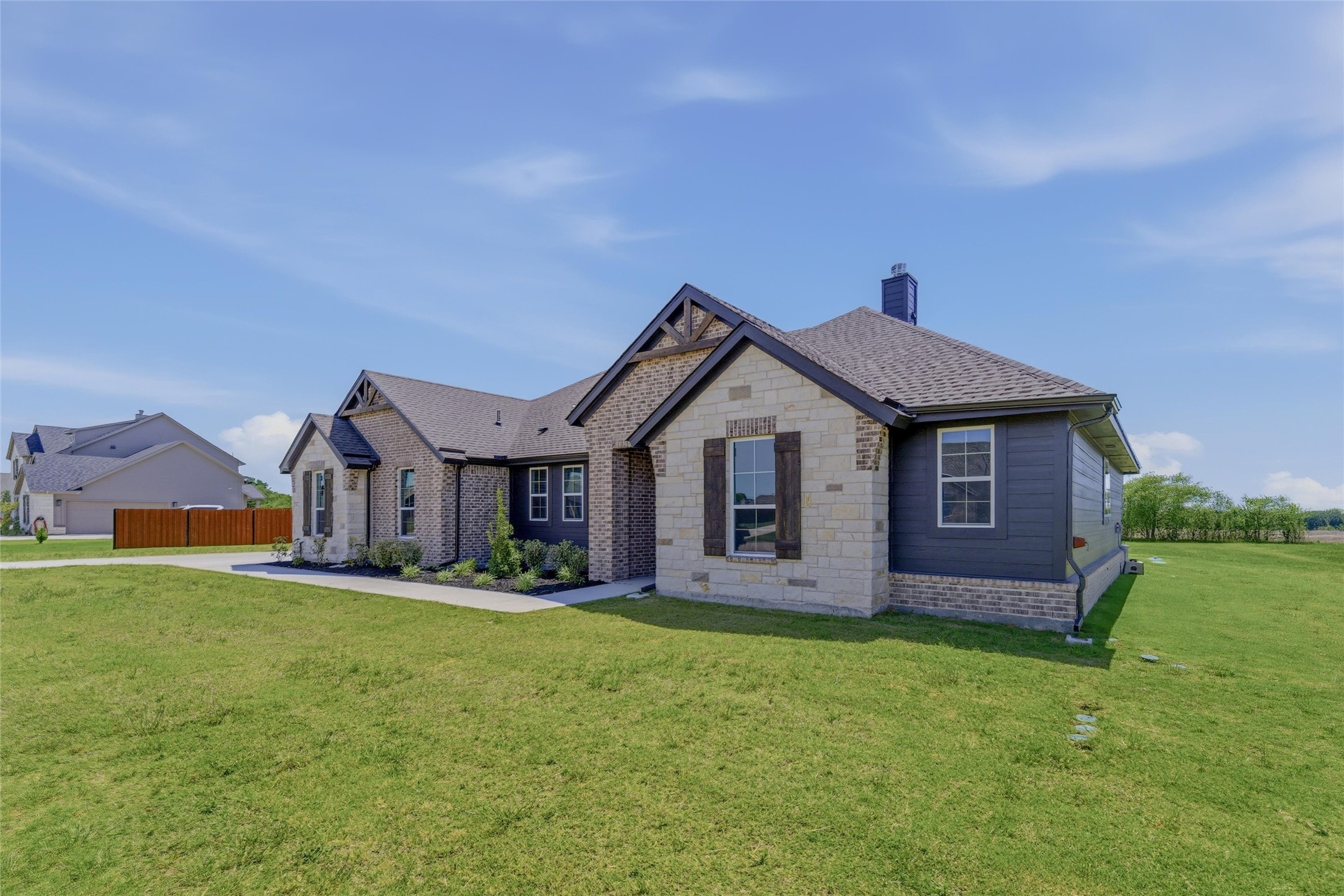 2472 Blackjack Oak Road Oak Ridge TX 75161