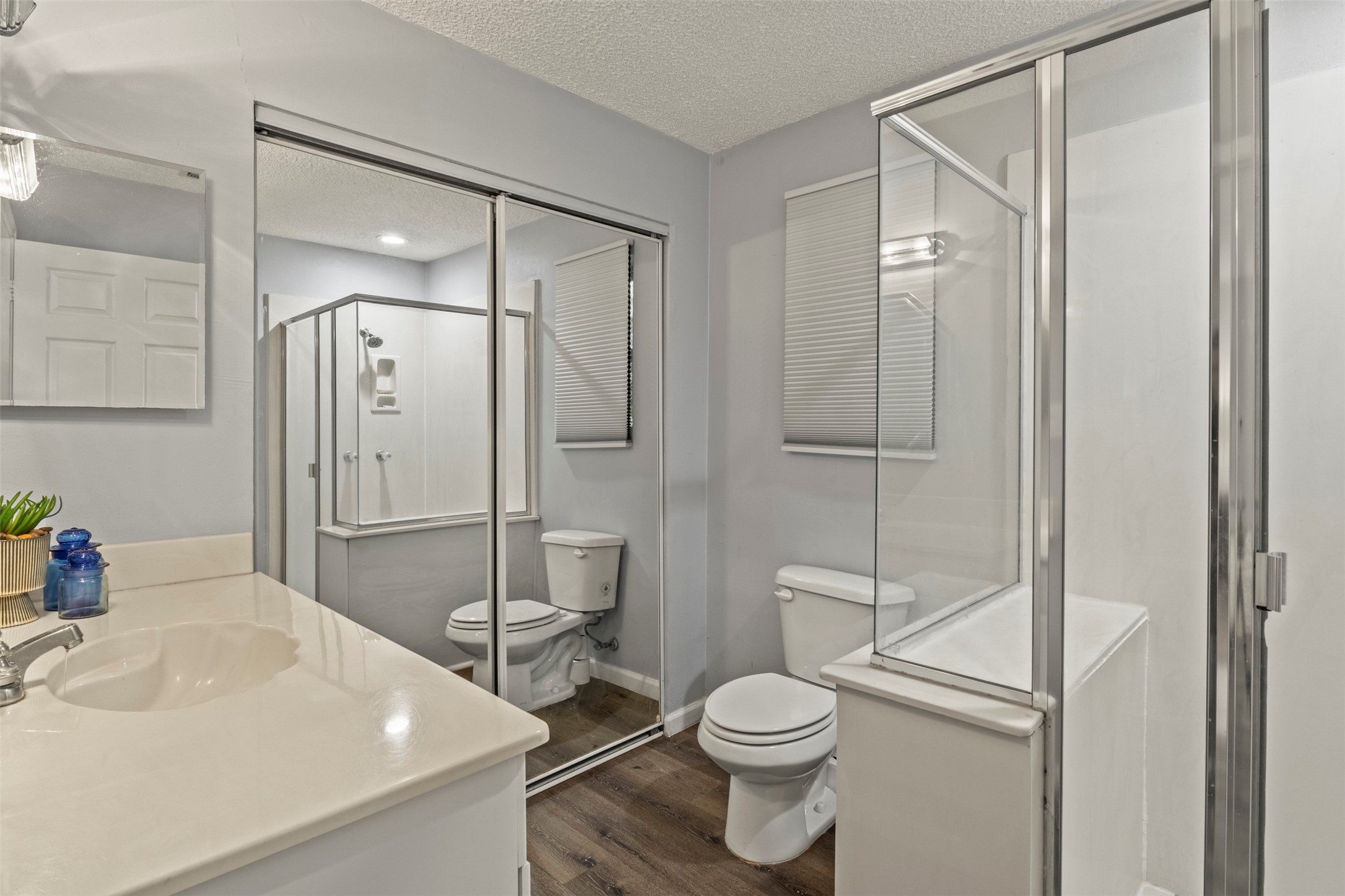 706 Henslee Drive Euless TX 76040