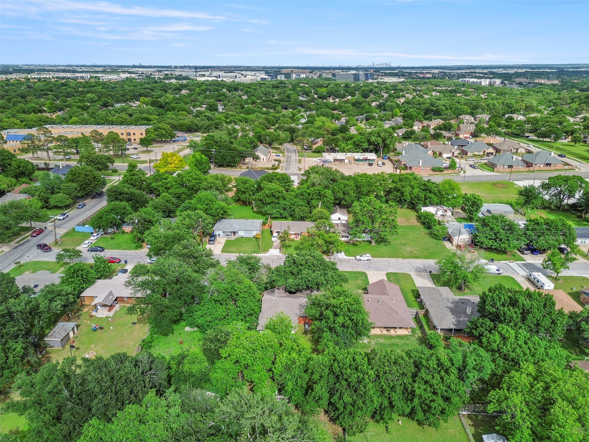 706 Henslee Drive Euless TX 76040