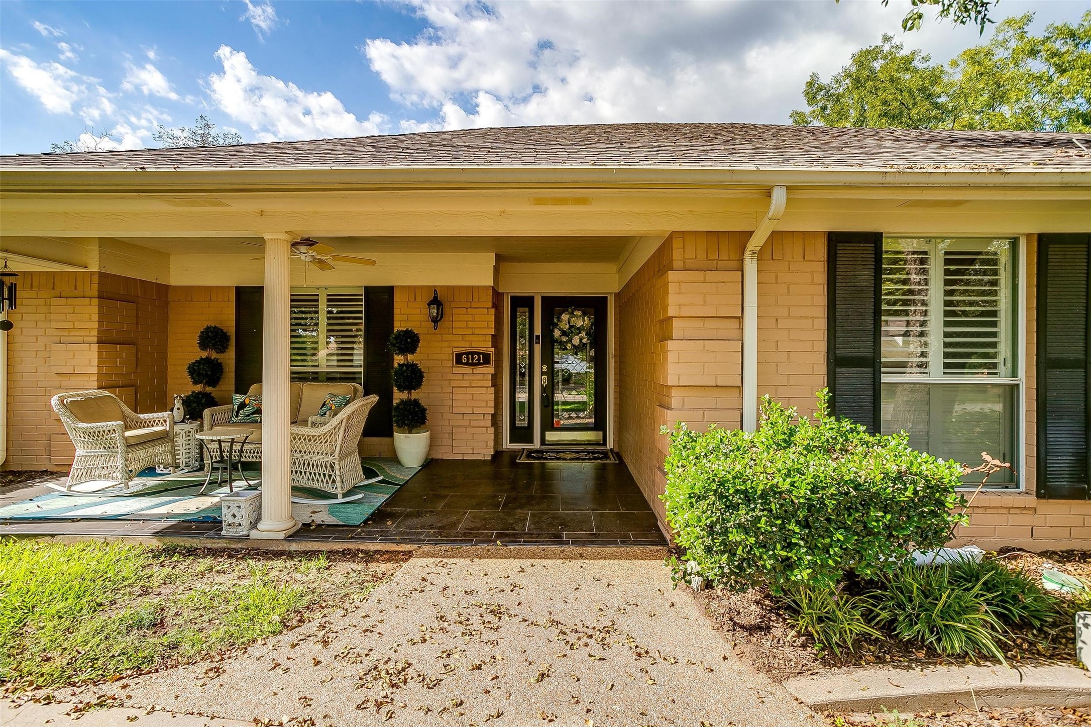 6121 Belvidere Circle Granbury TX 76049
