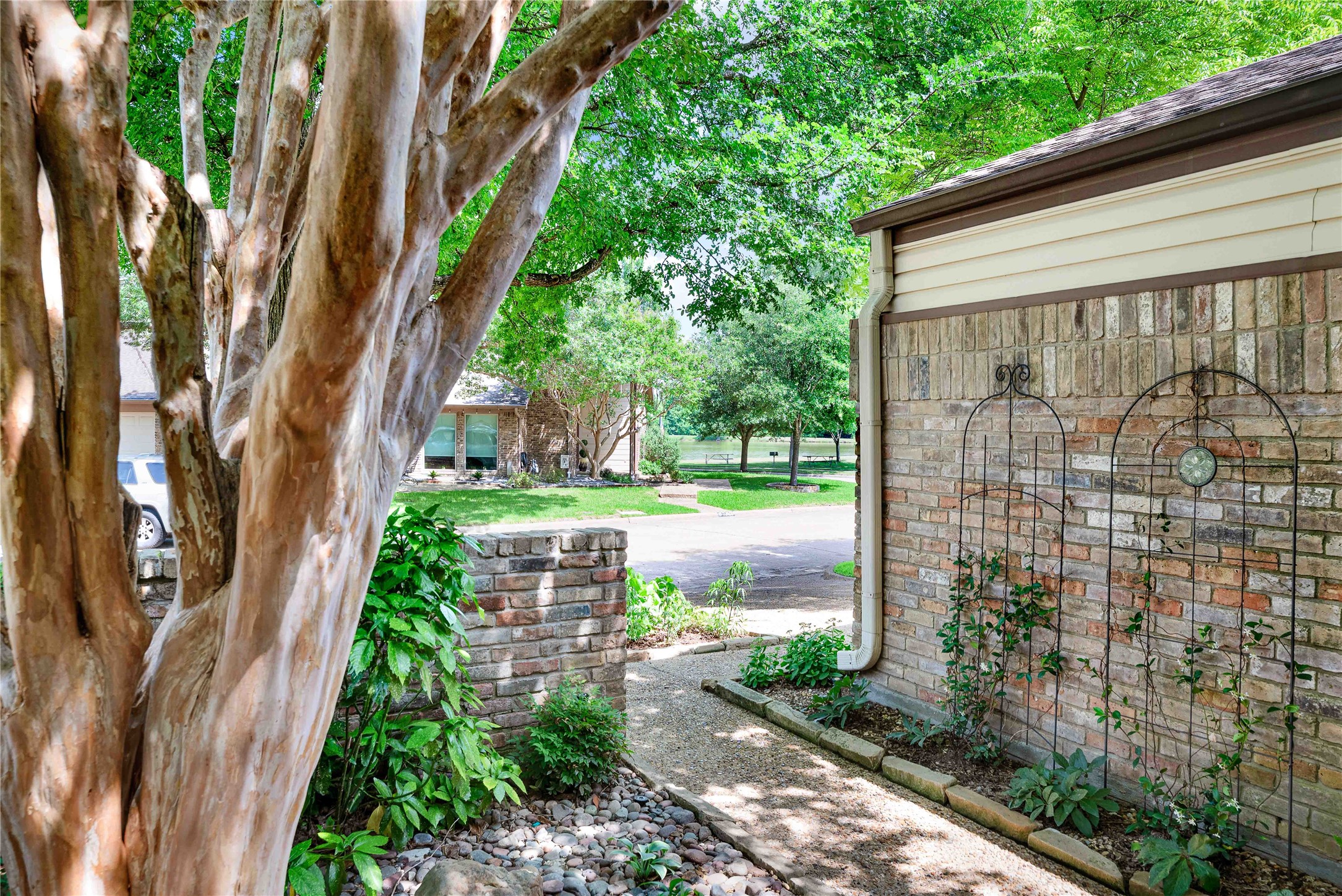 6703 Beth Court Garland TX 75044
