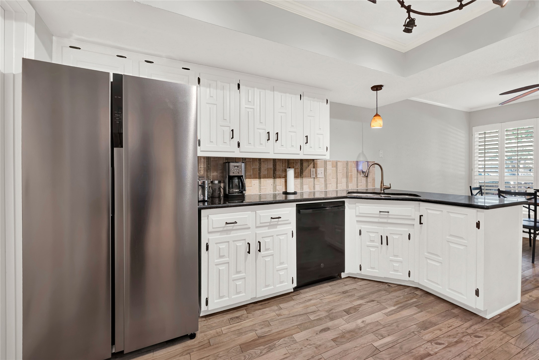6703 Beth Court Garland TX 75044