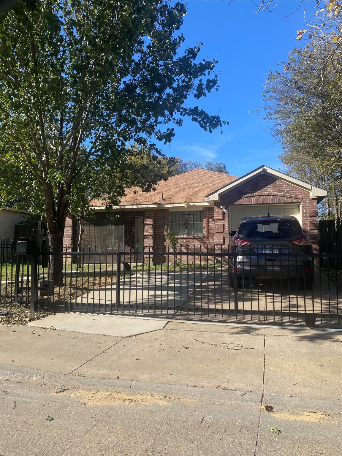 2419 Scotland Drive Dallas TX 75216