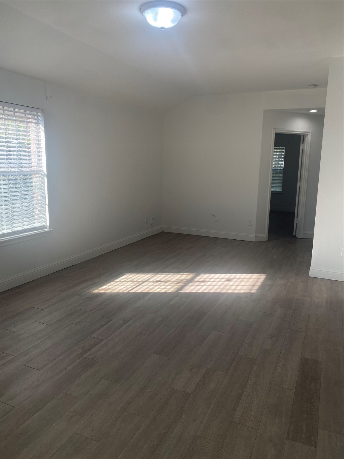 2419 Scotland Drive Dallas TX 75216