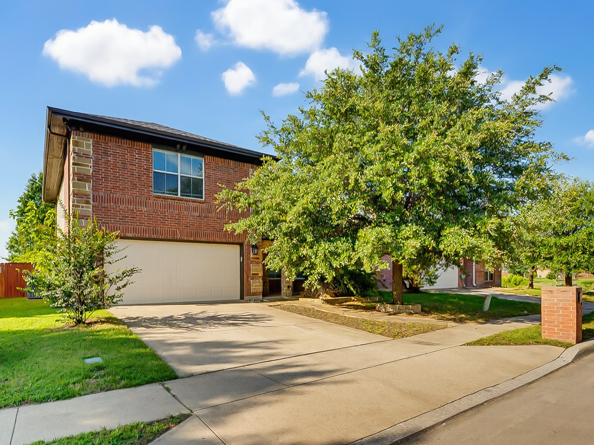 345 Chalkstone Drive Fort Worth TX 76131