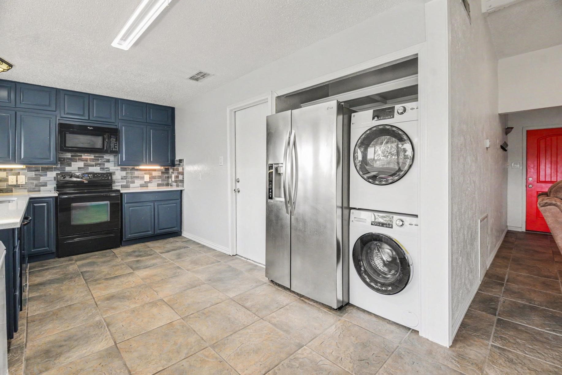 5300 Princess Court Lake Dallas TX 75065