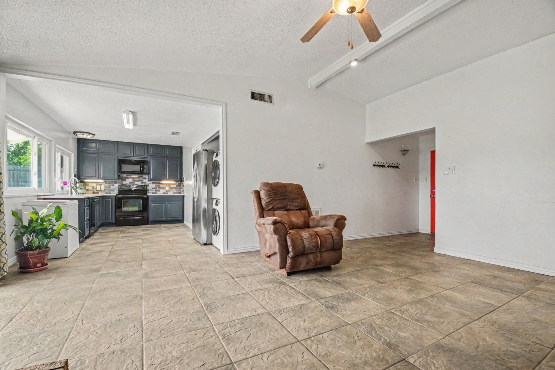 5300 Princess Court Lake Dallas TX 75065