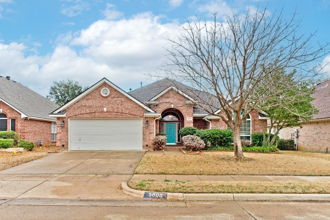 5808 Clear Creek Drive Haltom City TX 76137