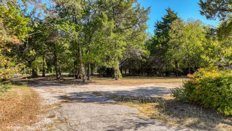 1922 W Pleasant Run Road DeSoto TX 75115