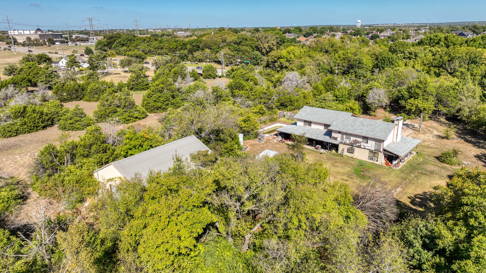 1922 W Pleasant Run Road Desoto TX 75115