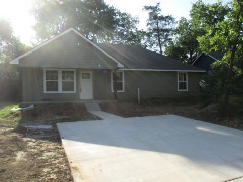 1010 N 5th Avenue Denison TX 75021