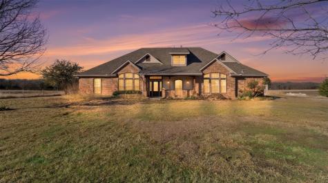 2611 Lonesome Dove Farmersville TX 75442