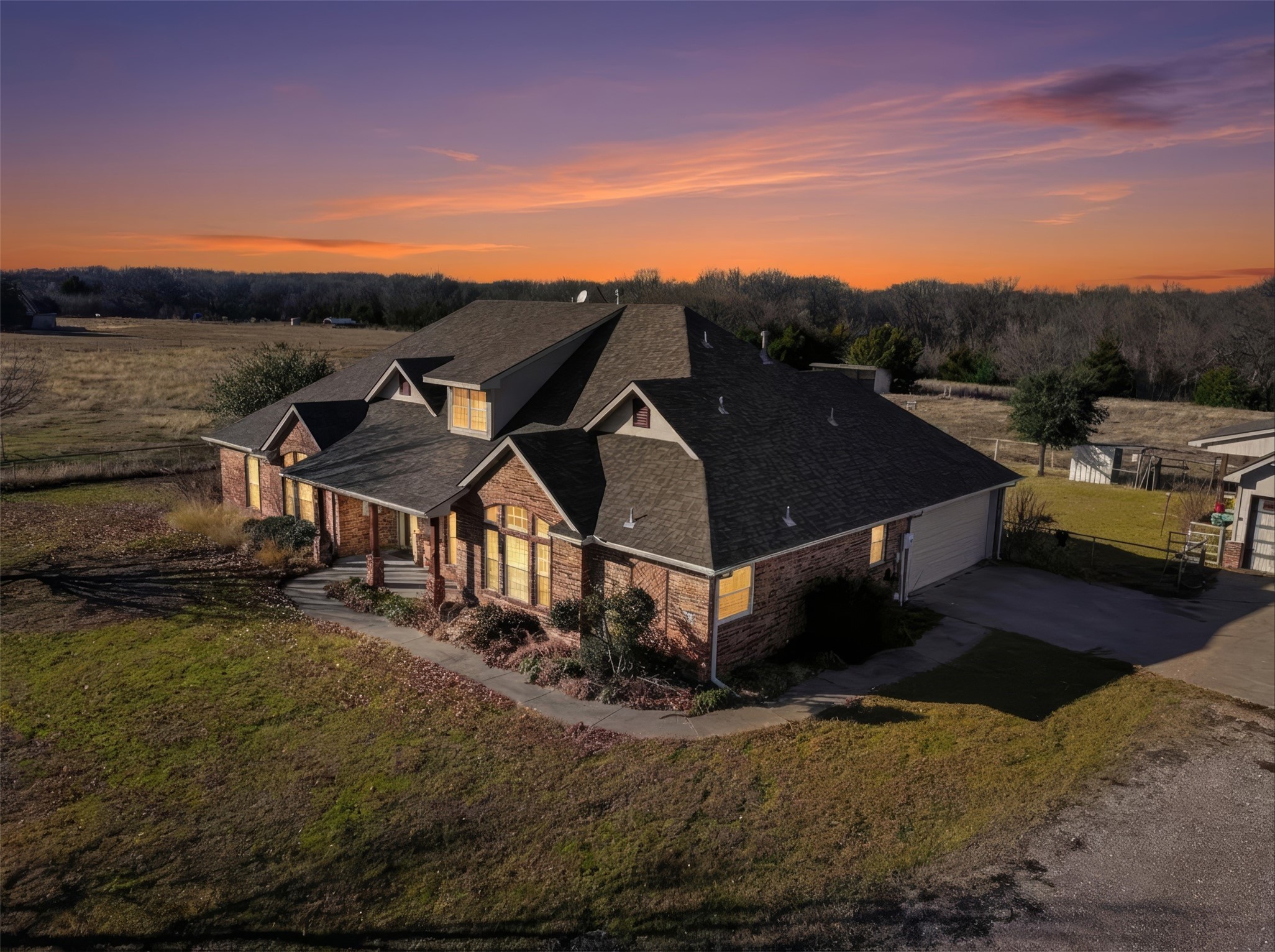 2611 Lonesome Dove Farmersville TX 75442