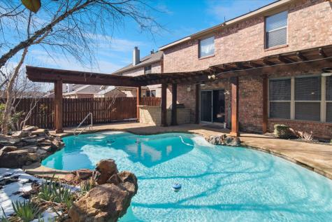616 Bushdale Drive Arlington TX 76002