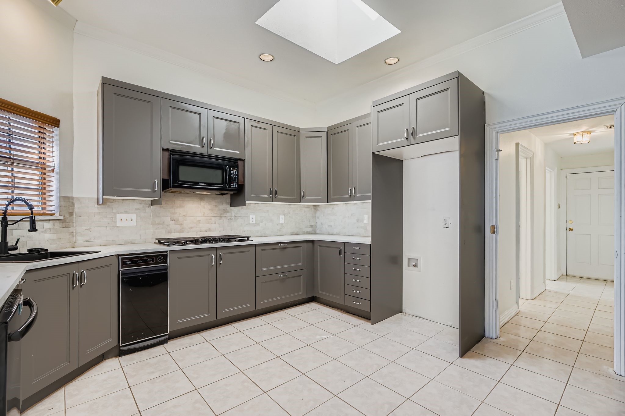 2210 Club Creek Circle Garland TX 75043