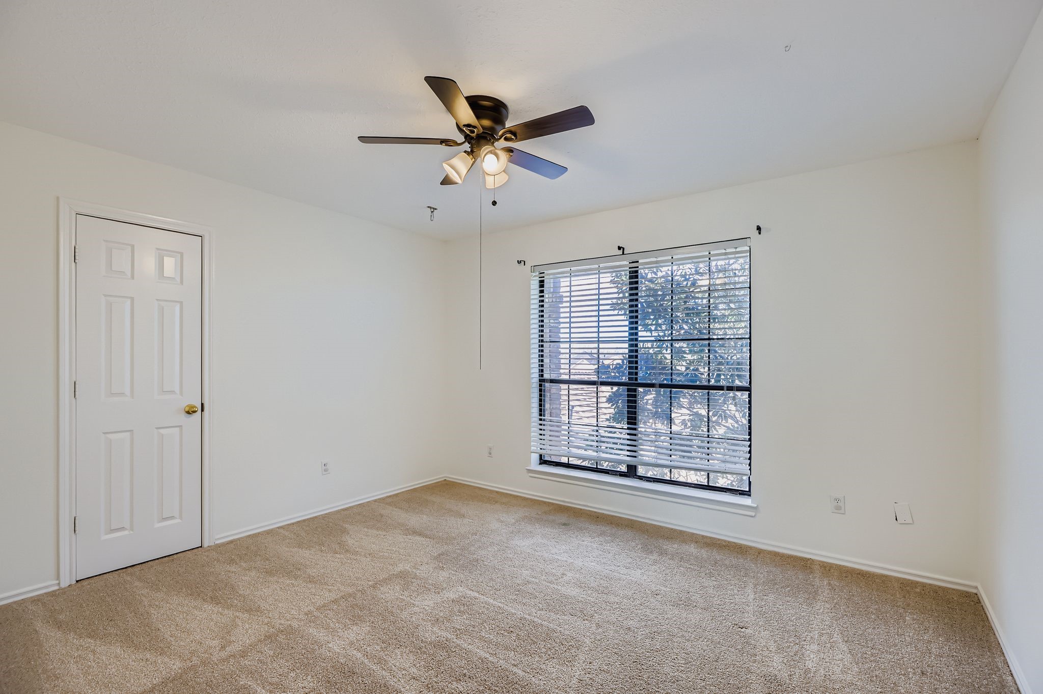 2210 Club Creek Circle Garland TX 75043