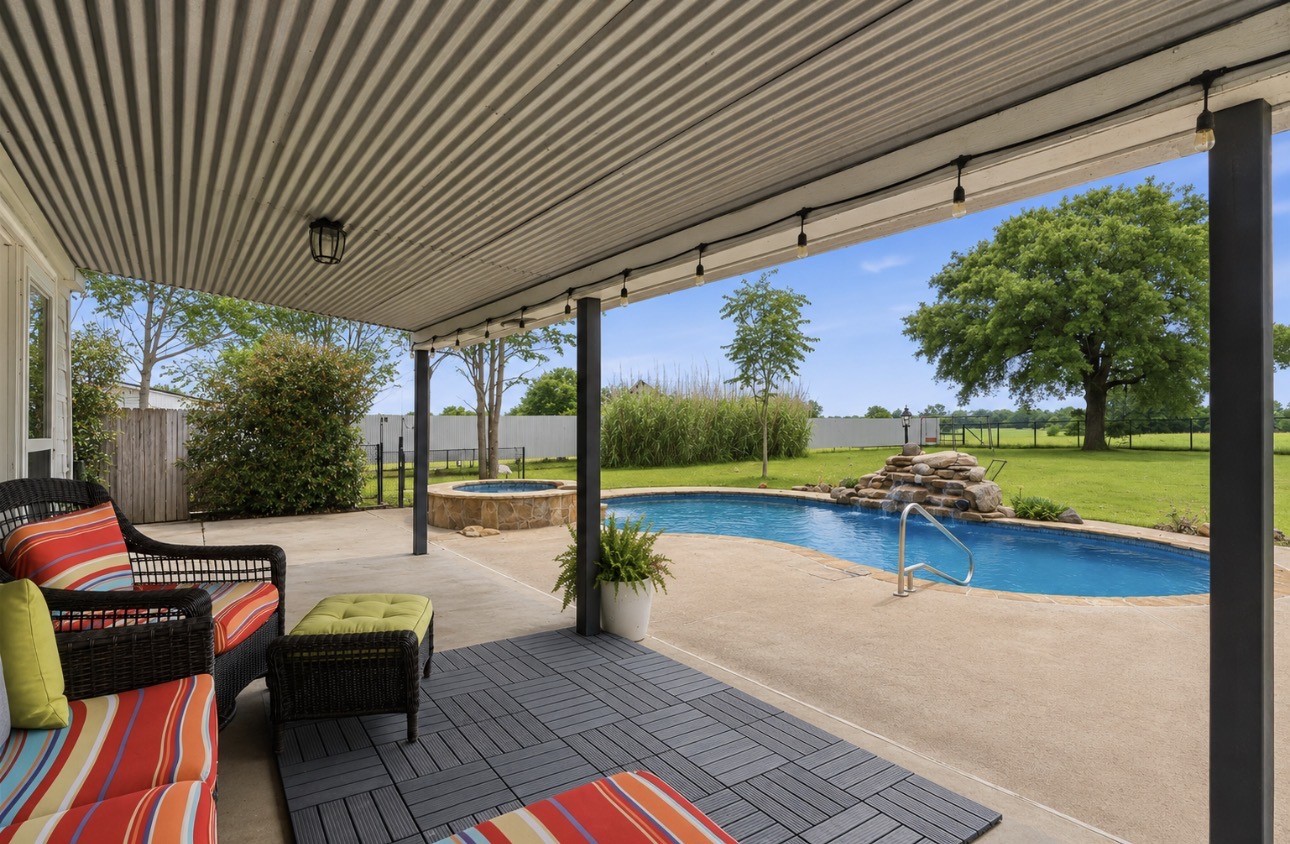2182 Sunflower Road Paradise TX 76073