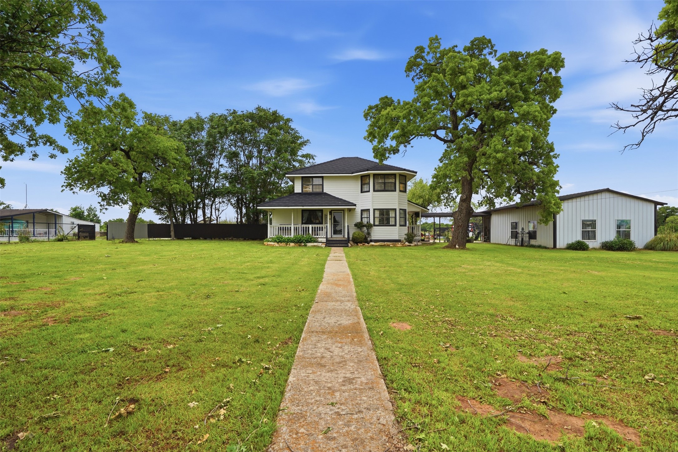 2182 Sunflower Road Paradise TX 76073