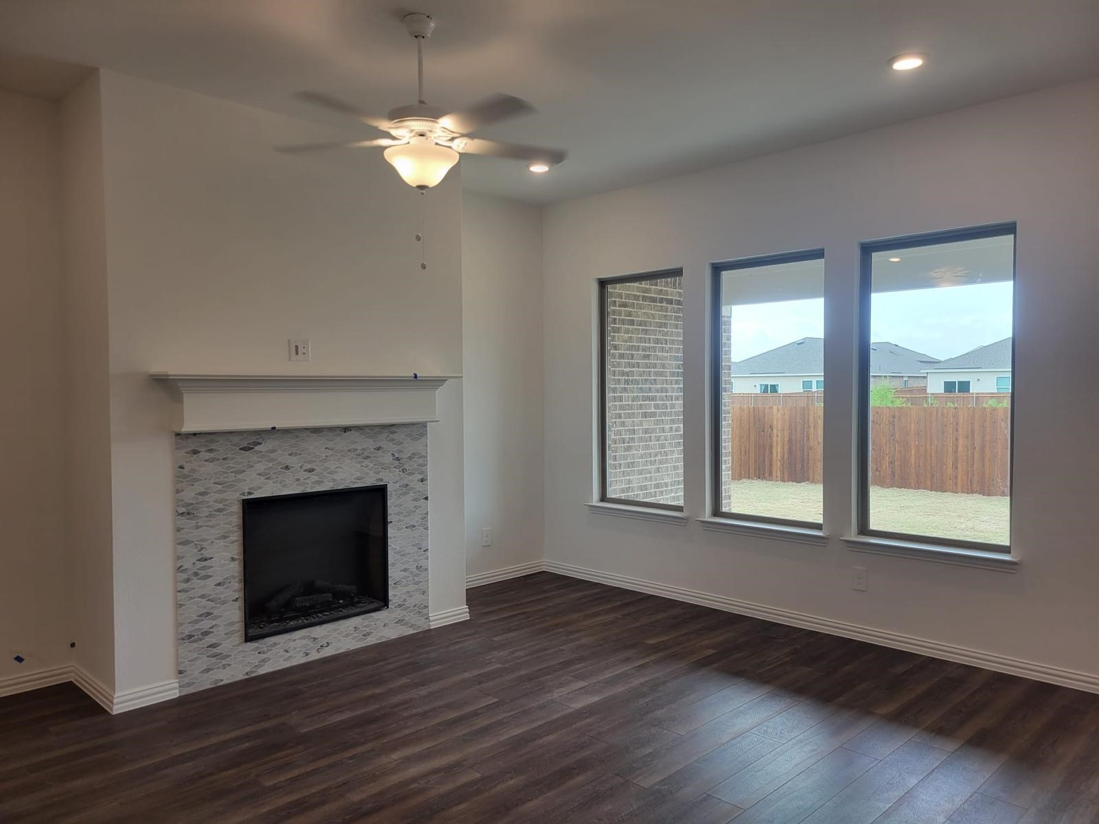 1633 Pine Valley Drive Fort Worth TX 76052