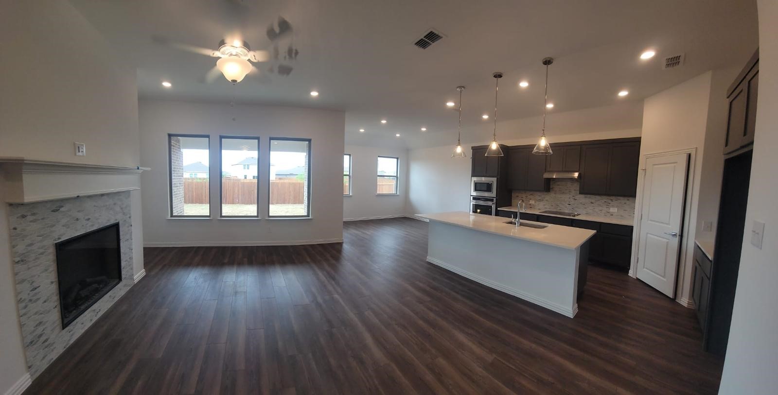 1633 Pine Valley Drive Fort Worth TX 76052