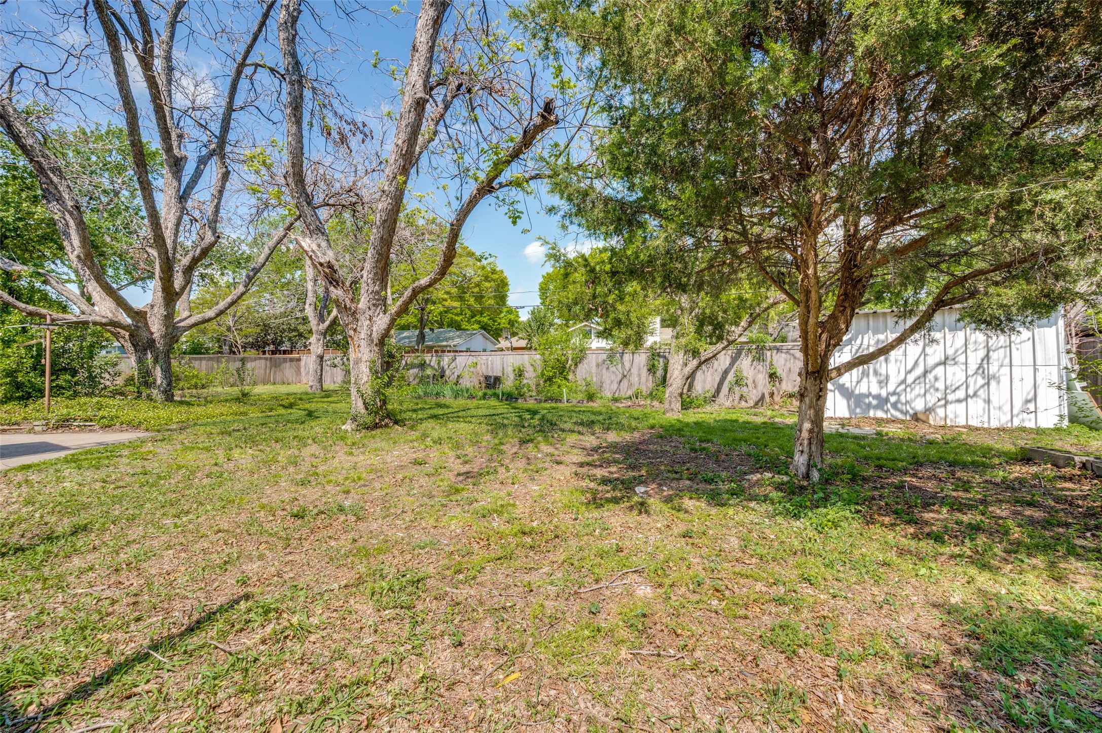 3949 Royal Palms Court Dallas TX 75244