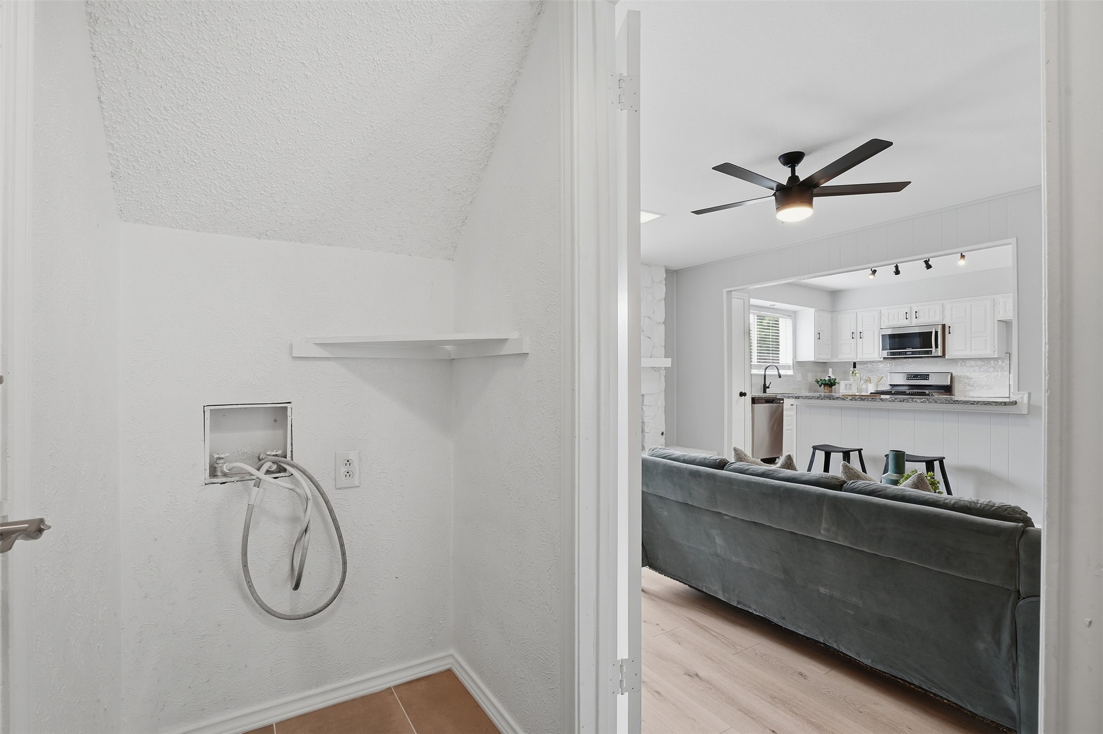 5017 Roundtable Lane Garland TX 75044