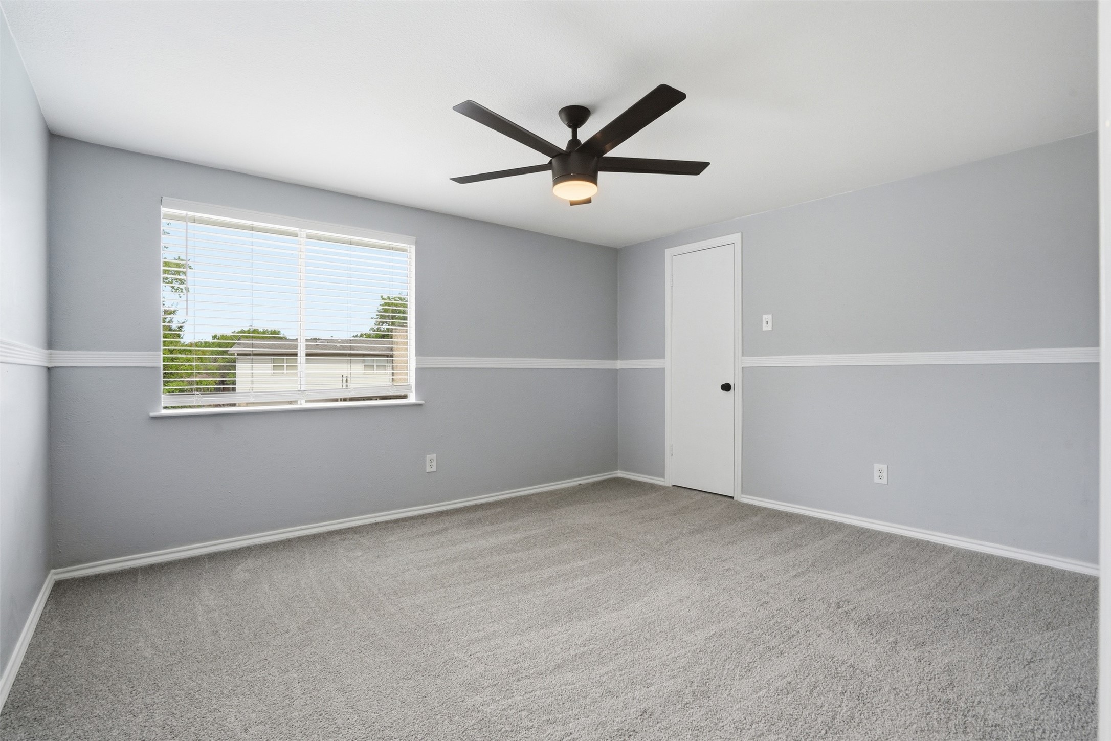5017 Roundtable Lane Garland TX 75044