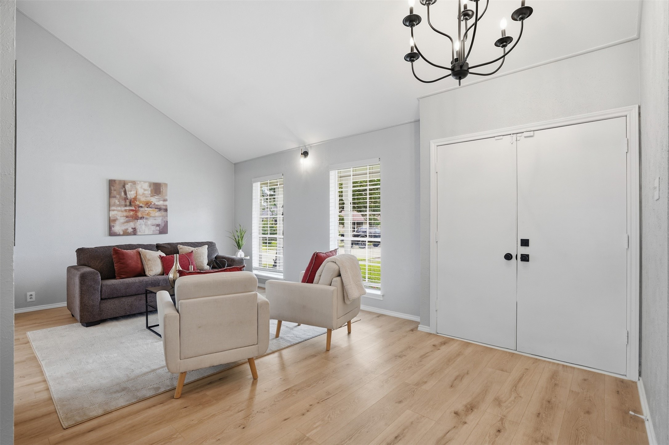 5017 Roundtable Lane Garland TX 75044