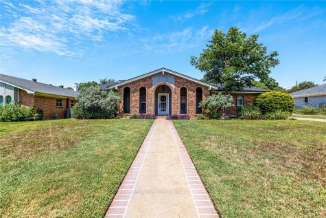 1721 Cynthia Lane Hurst TX 76054