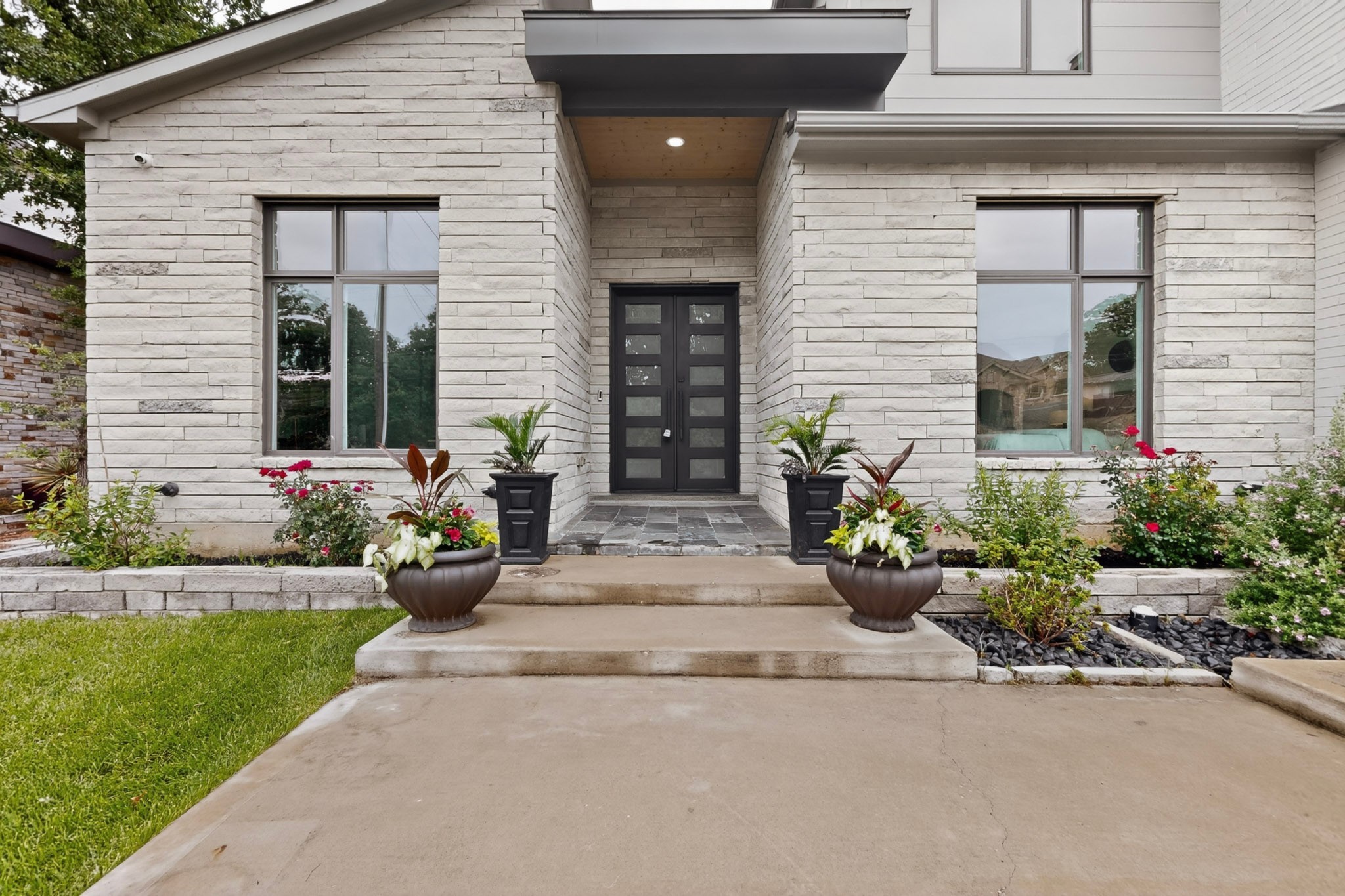 540 Oak Grove Lane Coppell TX 75019