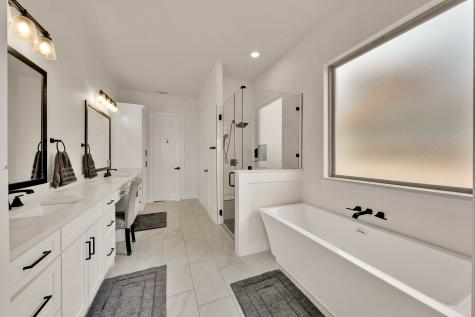 520 Bonnards Peak Road Burleson TX 76028