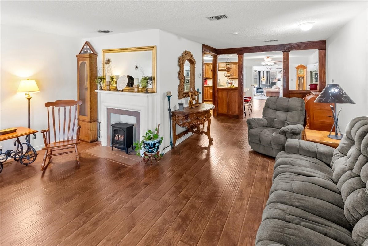 502 Bellevue Drive Cleburne TX 76033