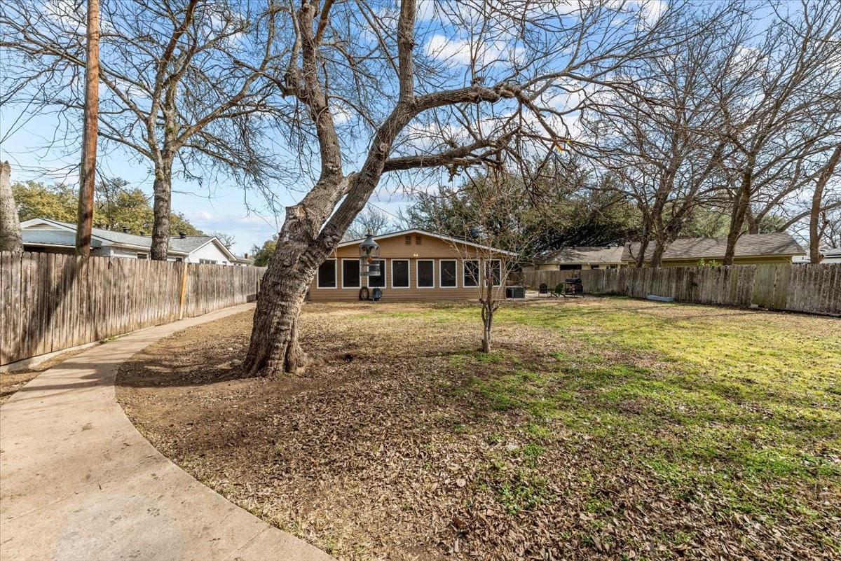 502 Bellevue Drive Cleburne TX 76033