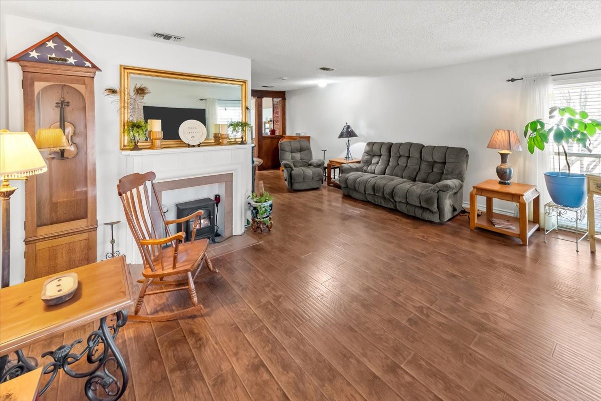 502 Bellevue Drive Cleburne TX 76033