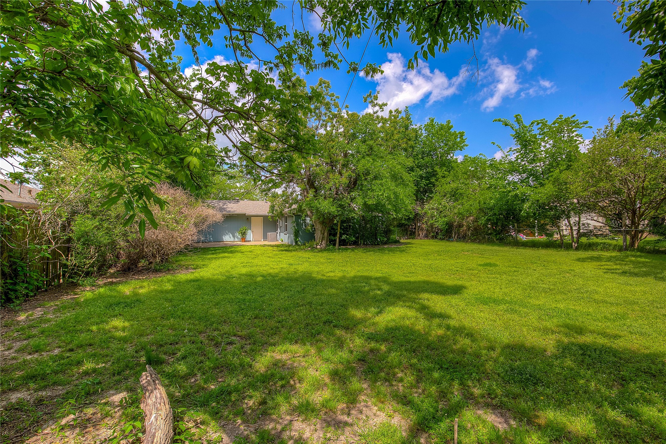 1404 Skyline Drive Greenville TX 75401