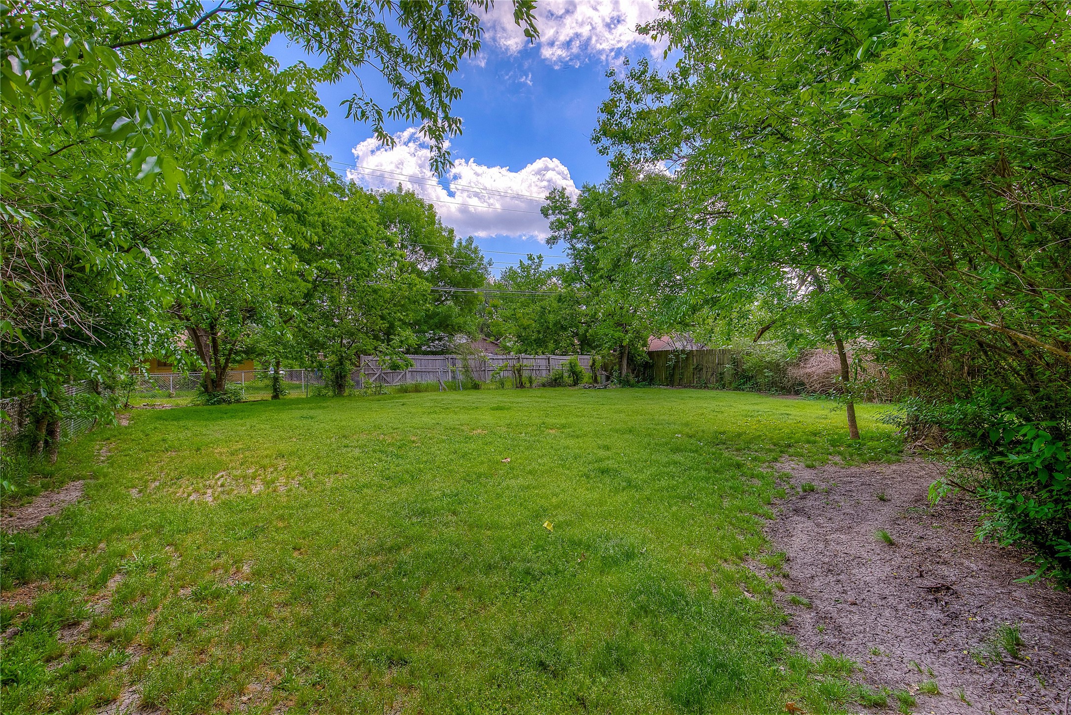 1404 Skyline Drive Greenville TX 75401