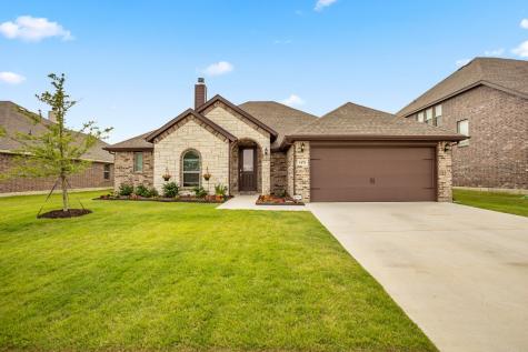 1478 Wagon Wheel Way Krum TX 76249