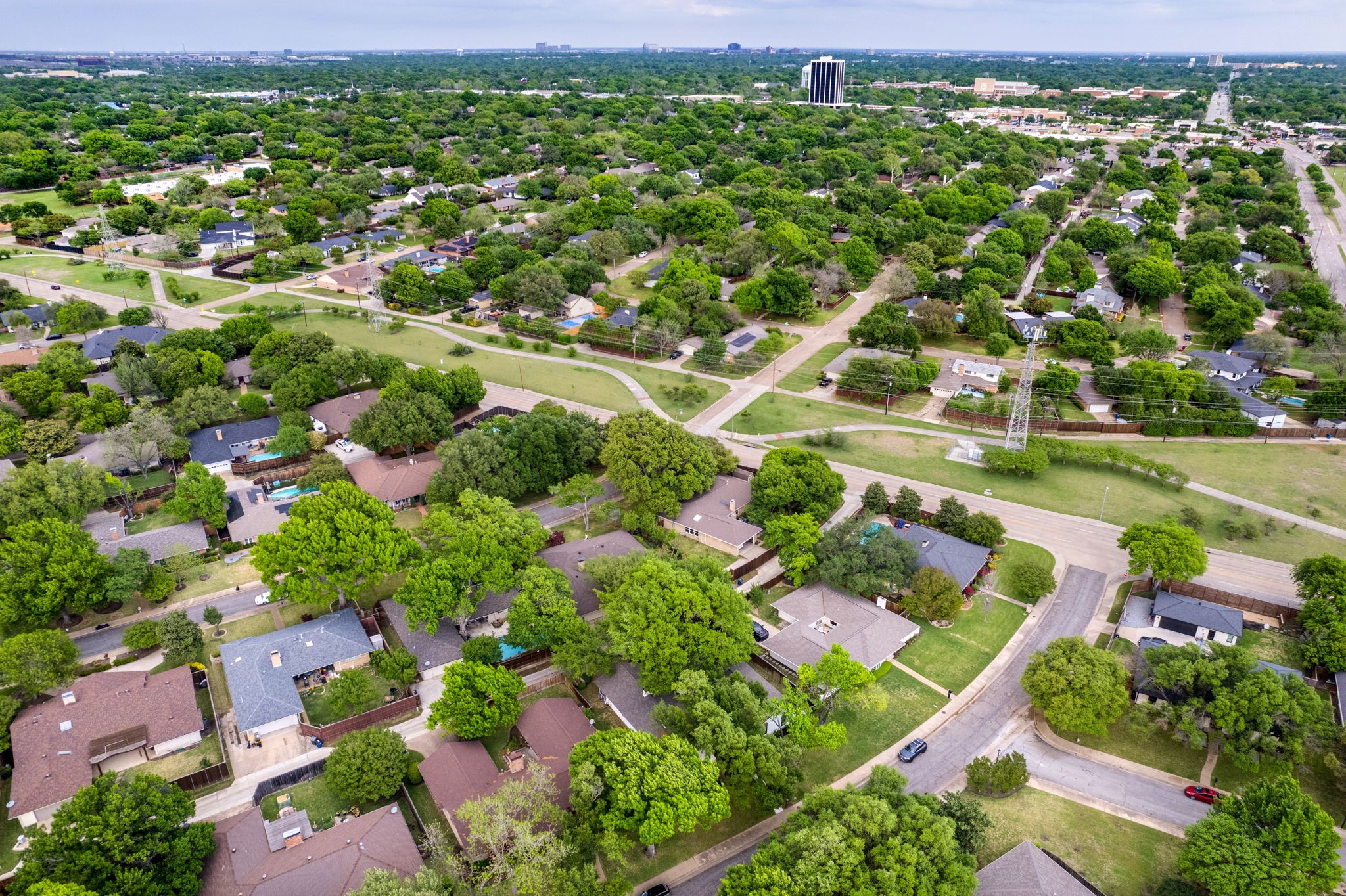 7423 Tangleglen Drive Dallas TX 75248