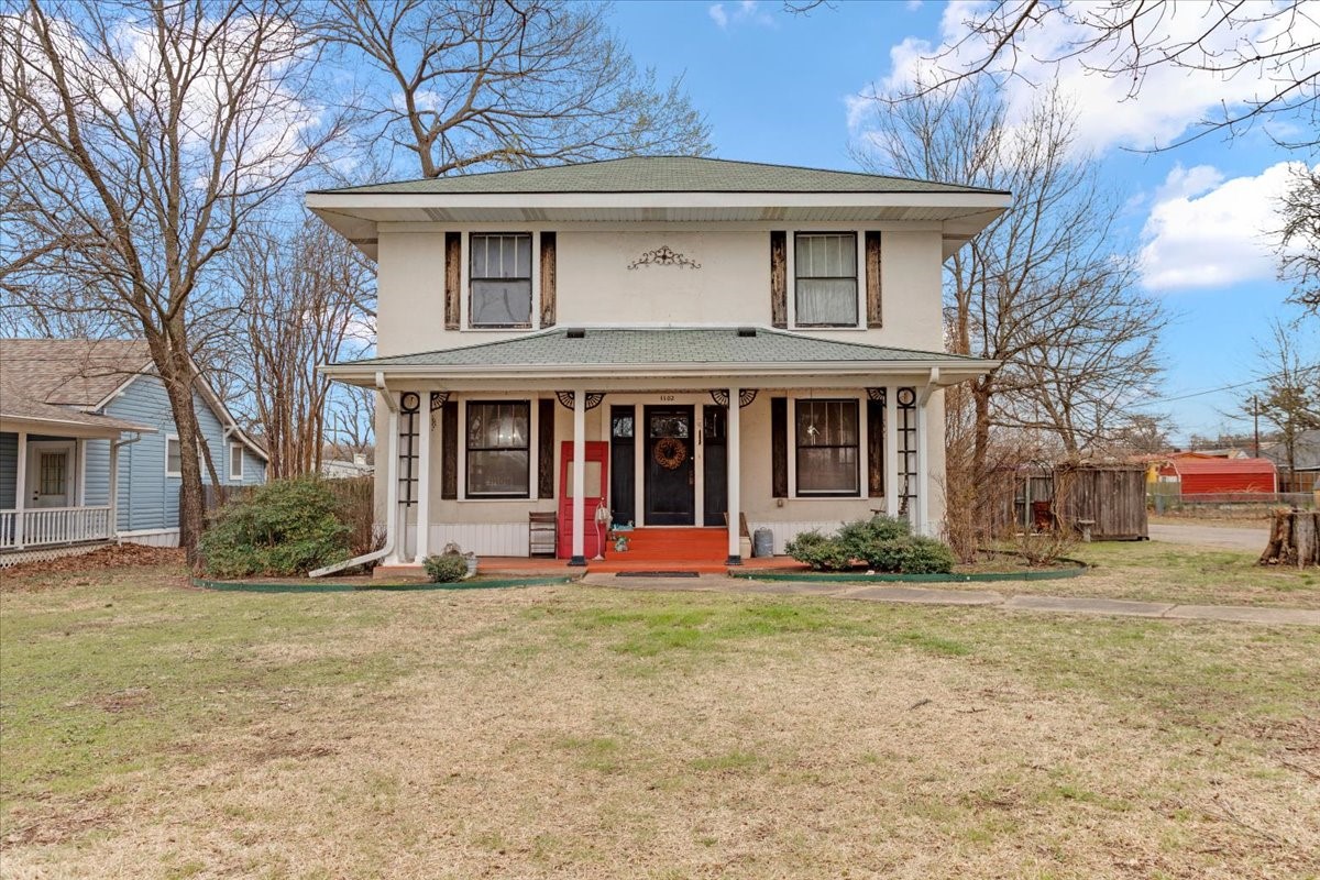 1102 N Main Street Bonham TX 75418