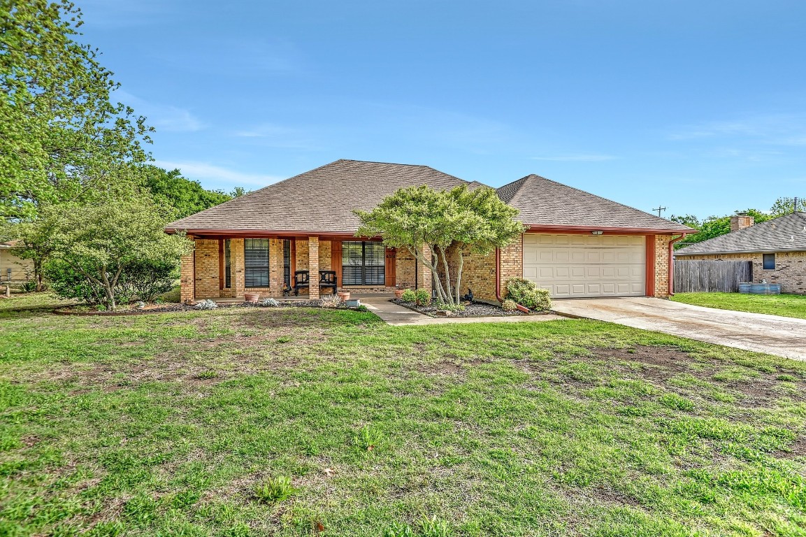 416 W Center Street Whitewright TX 75491