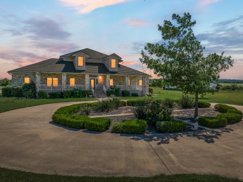 664 Fm 182 Clifton TX 76634