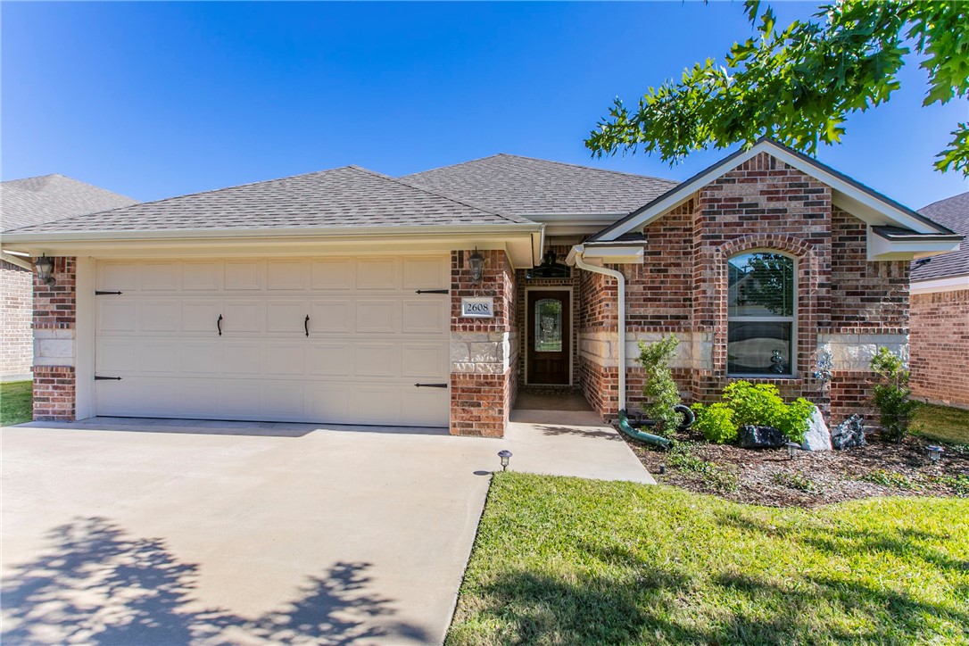 2608 Tigua Court Woodway TX 76712