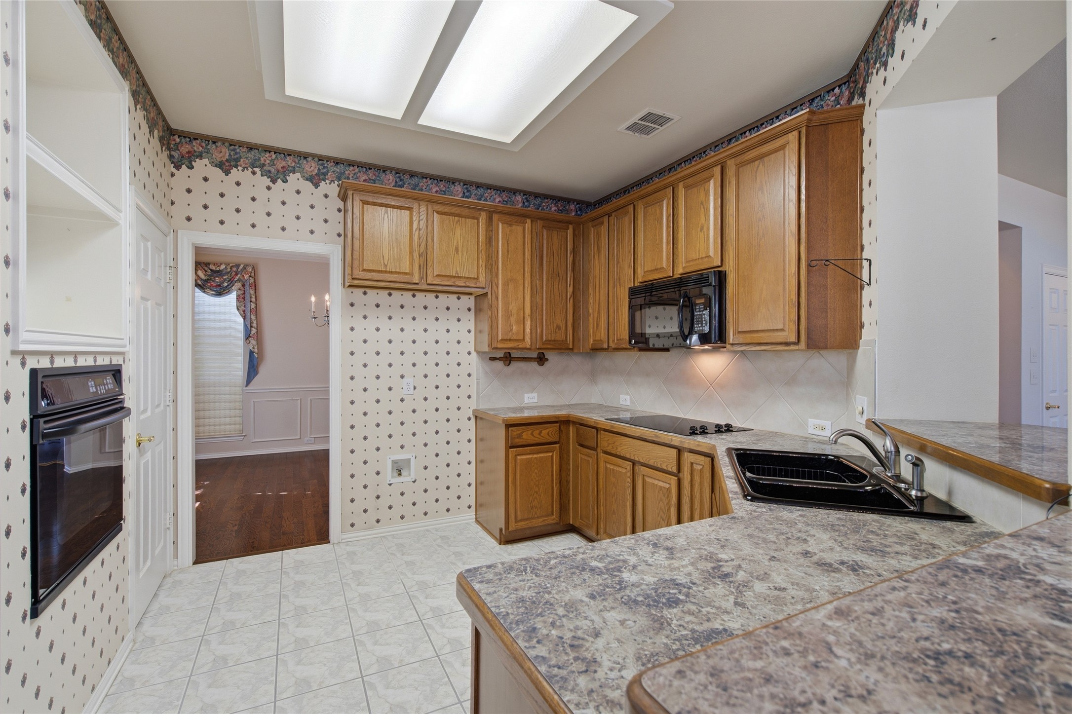 1705 Andrew Court Corinth TX 76210